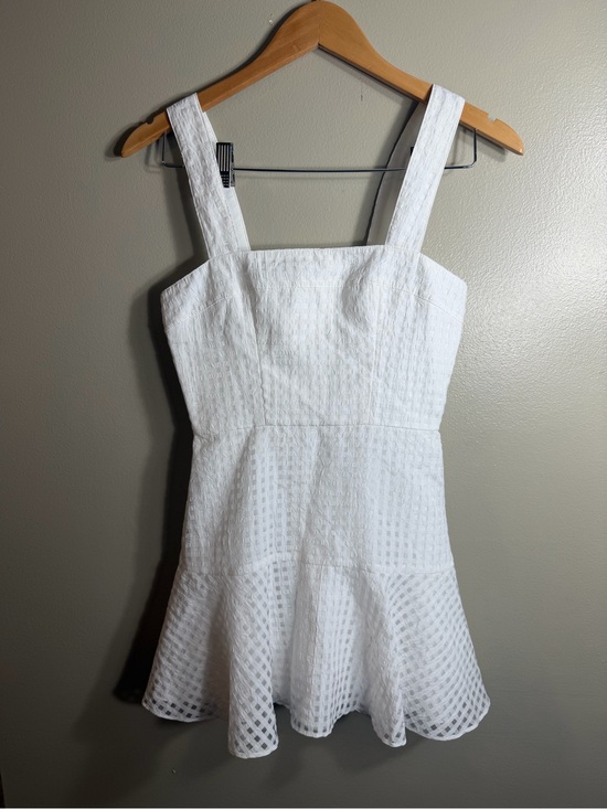 Amanda Uprichard Dresses & Skirts - Amanda Uprichard White Textured Fit Flare Mini Dress Size P